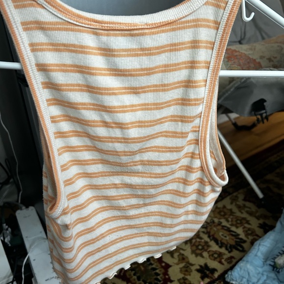 Striped Ribbed Tank Top - Picture 2 of 3